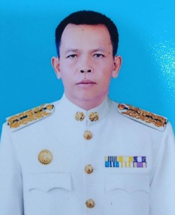 นายอดุล ไหมน้ำคำ