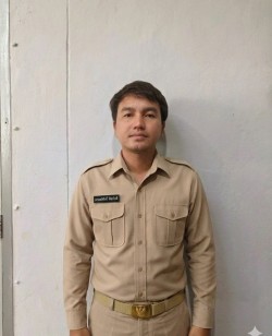 อภิสิทธิ์ ศิลาโชติ